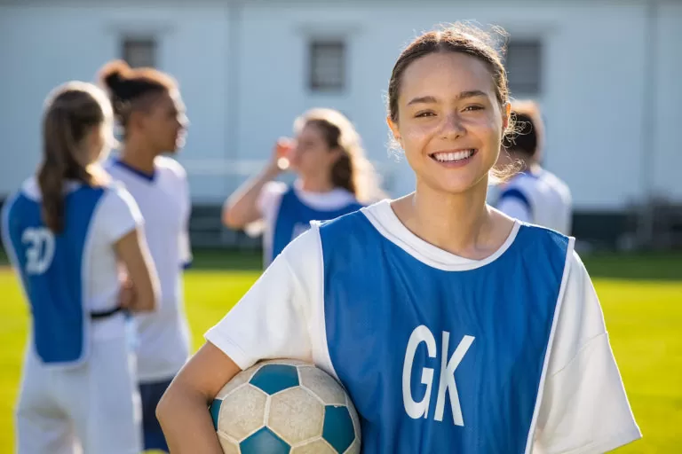 Healthonomic clinic offering sports physical exams for student and adult athletes.